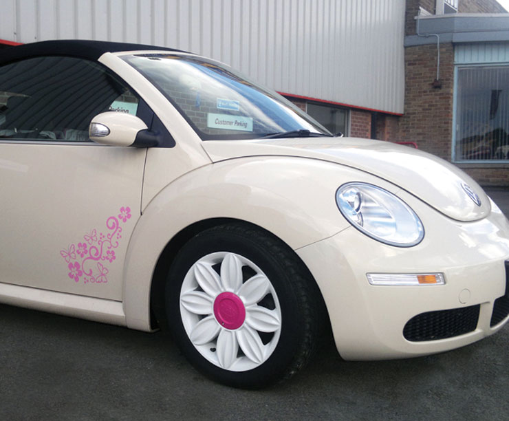 Vw Beetle 16x7 0 Tansy Daisy Flower Alloy Wheels In White
